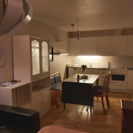 Apartment With Free Parking Alesund