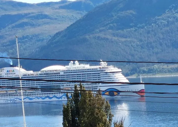 With Free Parking Appartement Ålesund